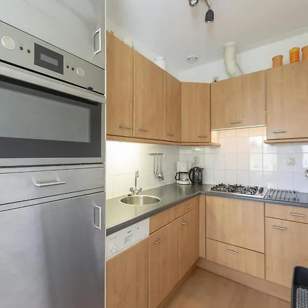Remarkable With Beautiful Garden Apartment *